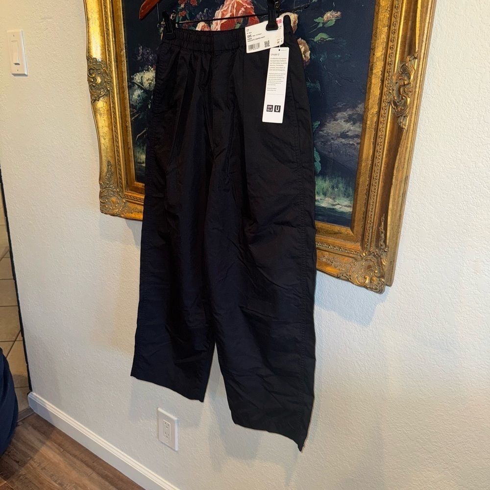 Uniqlo Black Pull On Casual Parachute Cropped High Waist Pants Size XXS NEW - Picture 4 of 8
